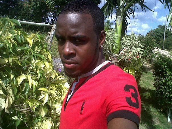 Date this sensual Jamaica man Cutejahvea from Maypen JM705