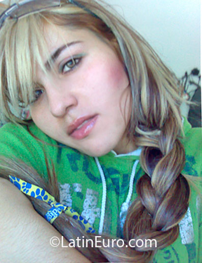 Date this charming Mexico girl Ivette from Guadalalajara MX823