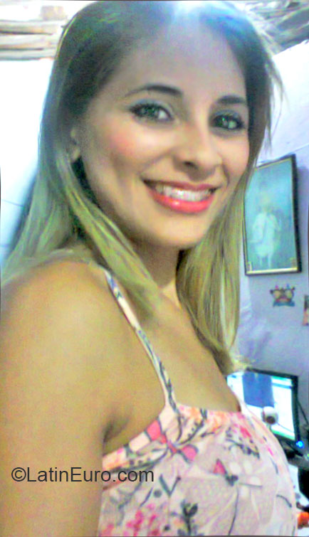 Date this hot Brazil girl Vagni from Fortaleza BR9500