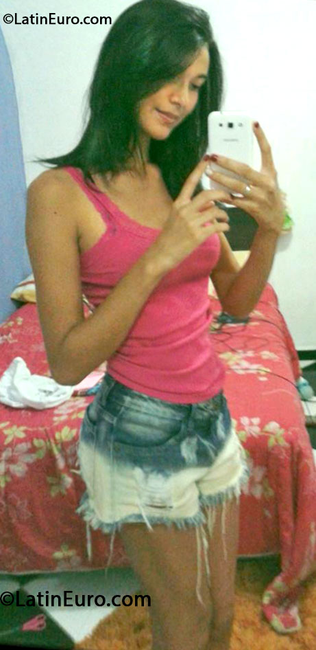Date this beautiful Brazil girl Denise from Sorocaba BR7796