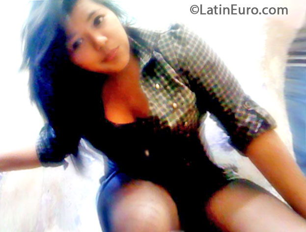Date this gorgeous Mexico girl Monica from Mexico MX1189