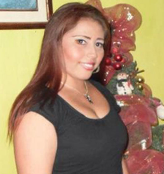 Date this hot Colombia girl Claudia from Barranquilla CO14045