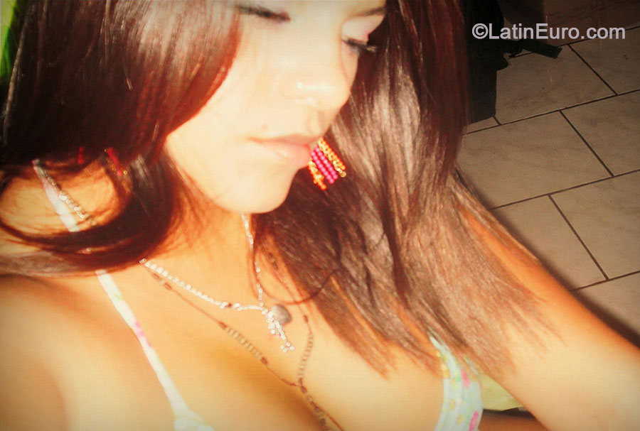 Date this gorgeous Peru girl Cindy from Lima PE857