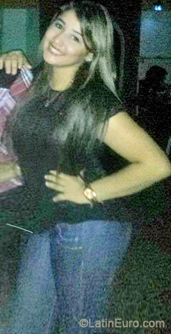 Date this pretty Colombia girl Eliana from Monteria CO14551