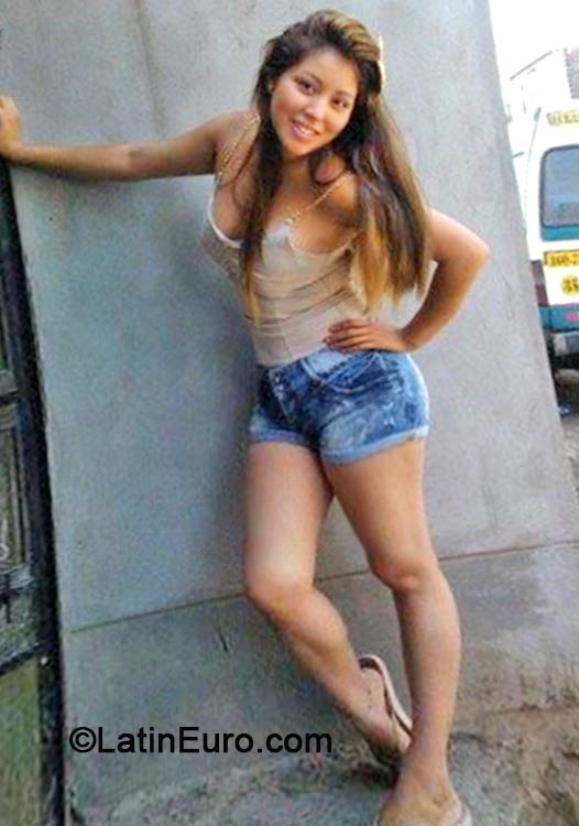 Date this athletic Peru girl Anita from Lima PE891