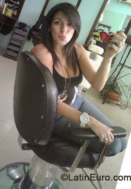 Date this fun Venezuela girl Consuelo from Barinas VE138