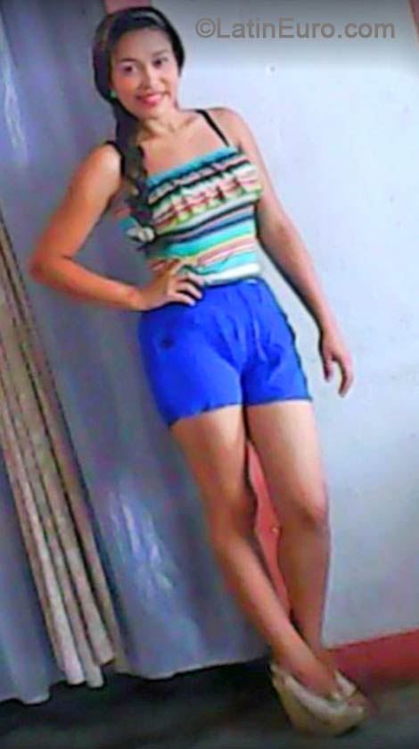 Date this fun Colombia girl Alejandra from Bogota CO14854