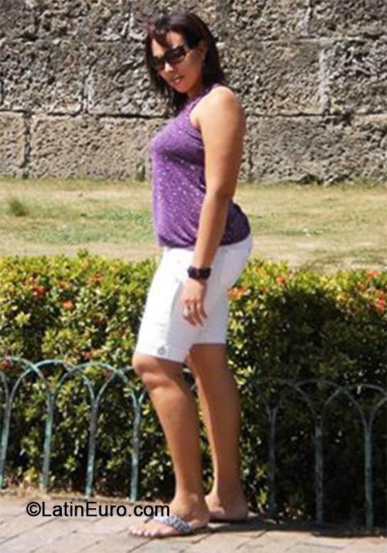 Date this tall Colombia girl Marbalis from Cartagena CO14897