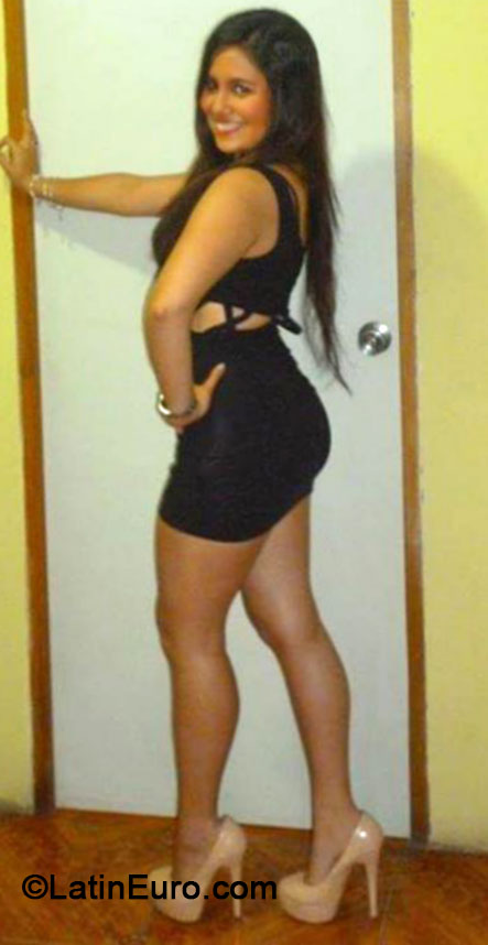 Date this cute Colombia girl Anita from Cali CO15473