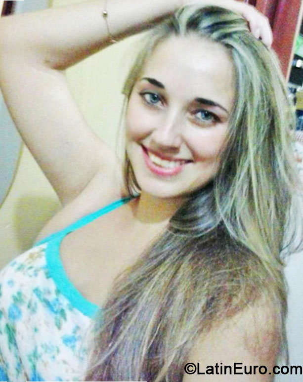 Date this exotic Brazil girl Lorena from Rio De Janeiro BR8697
