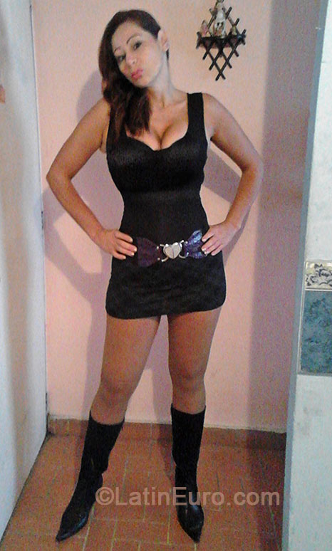 Date this passionate Colombia girl Ceclia from Bogota CO15059