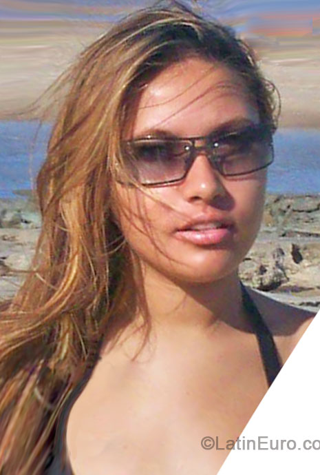 Date this pretty Brazil girl Auranir from Fortaleza BR8767