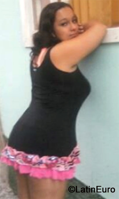 Date this delightful Brazil girl Luziane from Brusque BR8835