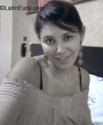 Date this delightful Colombia girl Lady from Bogota CO15708