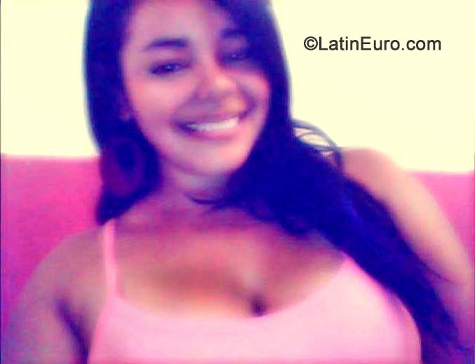 Date this hot Colombia girl Vanessa from Cali CO16255