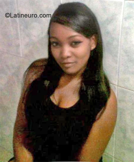 Date this charming Colombia girl Mayerling from Cali CO16215