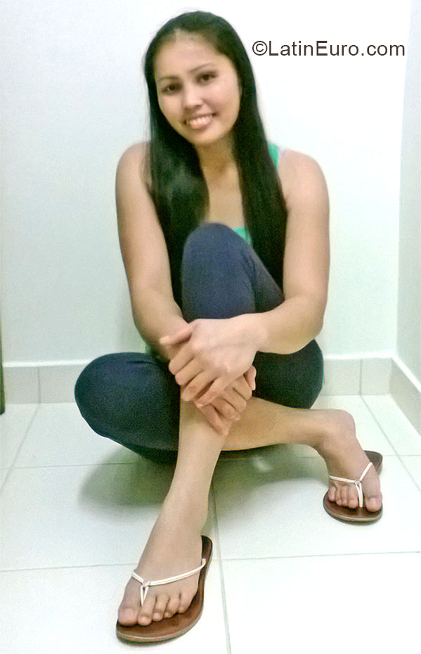 Date this tall Philippines girl Gemmalyn from San Carlos City PH734