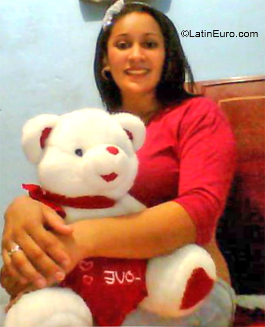 Date this young Colombia girl Yuli from Barranquilla CO16745