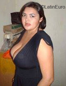 Date this pretty Brazil girl Maria from Natal BR9197
