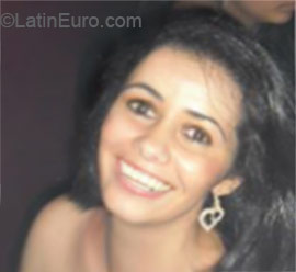 Date this charming Brazil girl Andrea from Sao Paulo BR9204