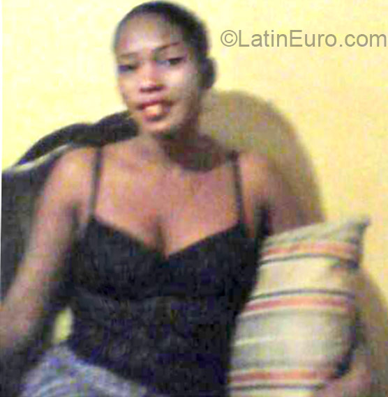 Date this charming Dominican Republic girl Marcia from Santo Domingo DO21287