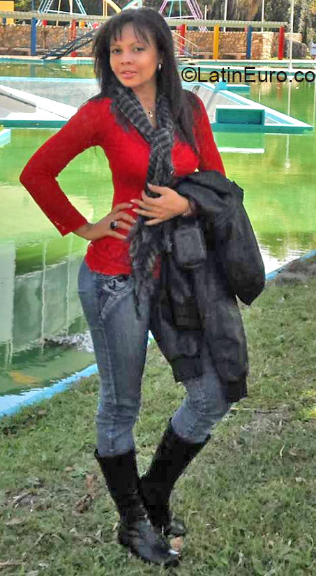 Date this nice looking Venezuela girl Norma from Barinas VE406