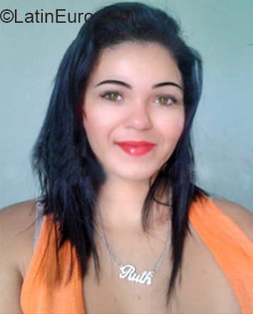 Date this pretty Brazil girl Rute from Manaus BR9245