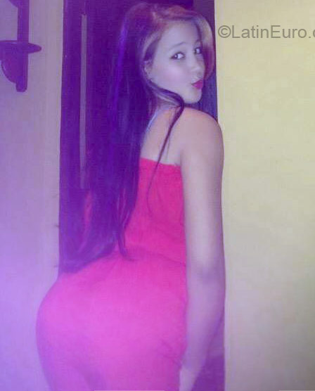 Date this voluptuous Dominican Republic girl Marlyn from Santo Domingo DO21721