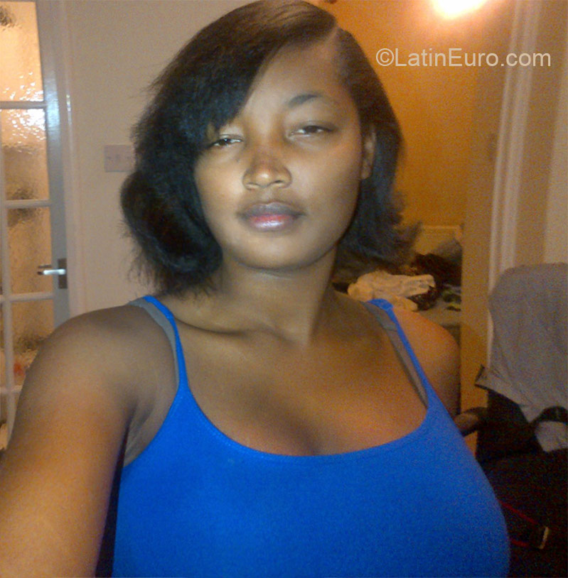Date this funny Jamaica girl Stephanie from Kingston JM2032