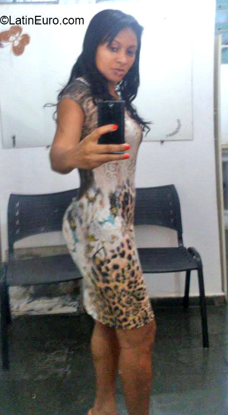 Date this tall Brazil girl Edmeirie from Ribeirao Das Neves BR9359