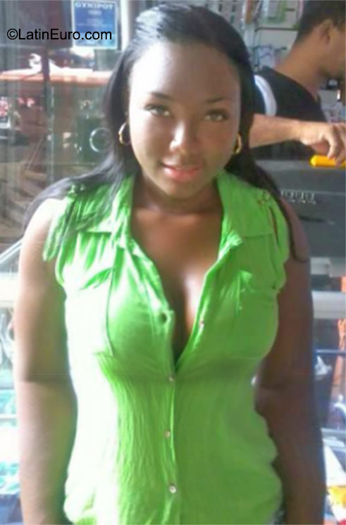 Date this hot Colombia girl Nasay from Palmira CO17821