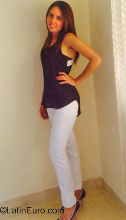 Date this athletic Colombia girl Milena from Ibague CO17892