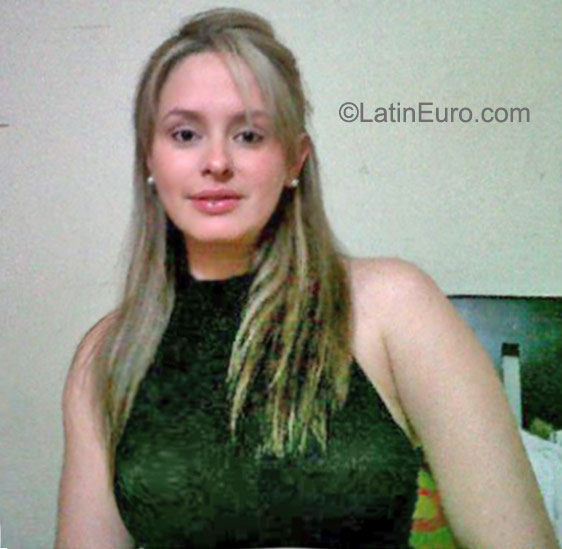 Date this hot Colombia girl Adriana from Bogota CO17956