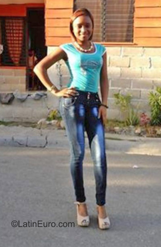 Date this cute Dominican Republic girl Indira from Puerto Plata DO23127