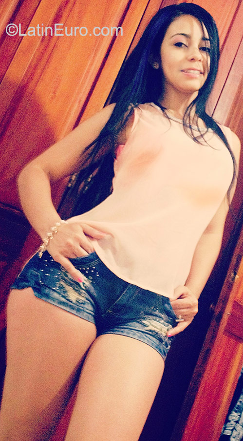 Date this passionate Colombia girl Alejandra from Medellin CO17992