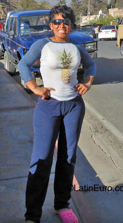 Date this hot Peru girl Maritza from Tacna PE1073