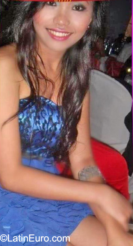 Date this nice looking Philippines girl Jackilyn from Cavite PH855