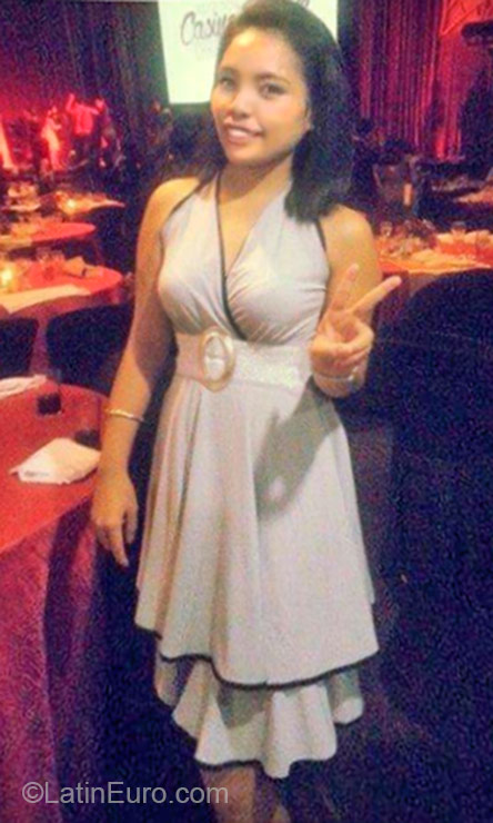 Date this beautiful Philippines girl Marie from Taytay PH832