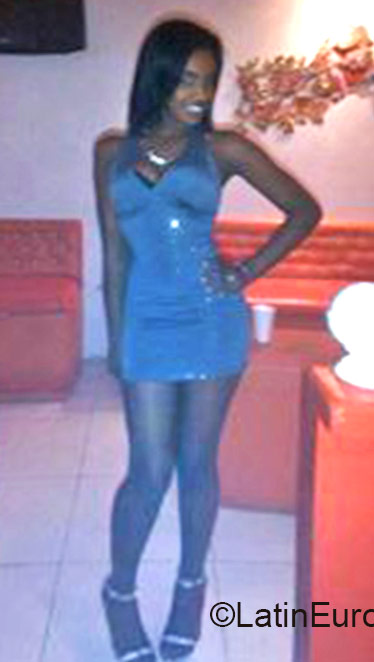 Date this georgeous Dominican Republic girl Suleiny from san cristobal DO23973