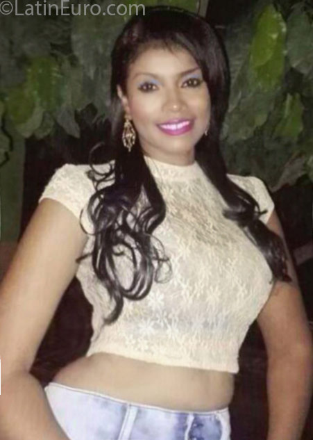Date this hot Colombia girl Milagros from Santa Marta CO18744