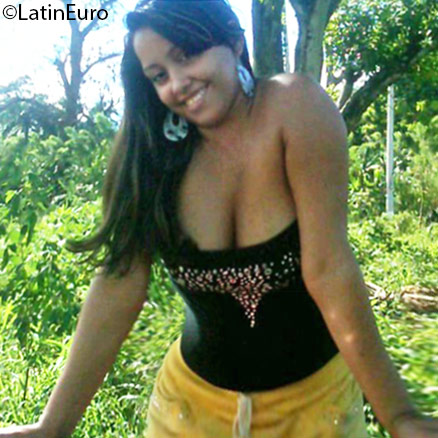 Date this delightful Dominican Republic girl Yuberry from La Vega DO25511
