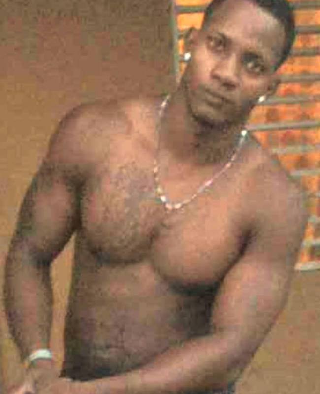 Date this georgeous Dominican Republic man Harold from Santo Domingo DO25541