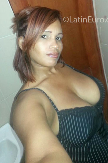 Date this foxy Dominican Republic girl Marilin from Puerto Plata DO25829