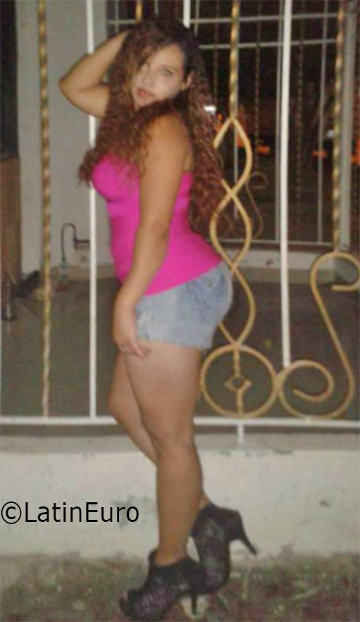 Date this sultry Colombia girl Darling noriega from Barranquilla CO19054