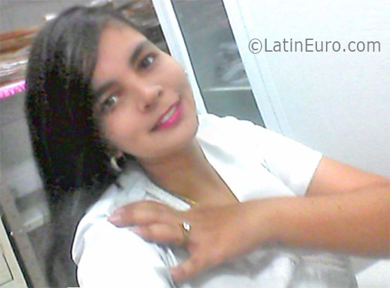 Date this sultry Colombia girl Angelica dayana from Cucuta CO19144