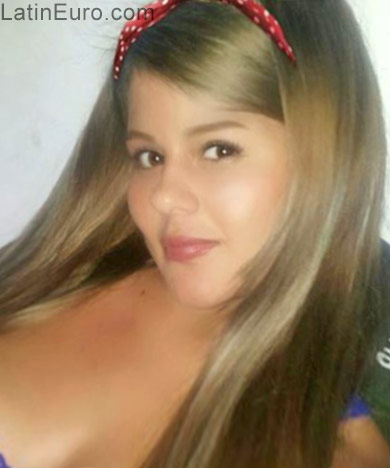 Date this good-looking Colombia girl Yeandri marcela from Pereira CO19697