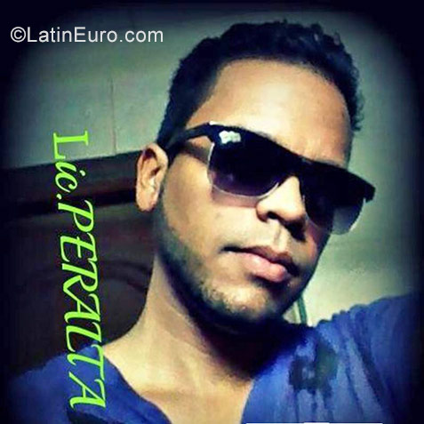 Date this exotic Dominican Republic man EDINSON from Santiago DO26812