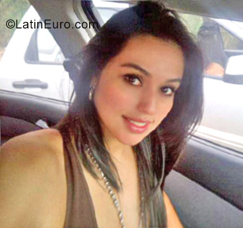 Date this delightful Colombia girl Tatiana from Cucuta CO20285