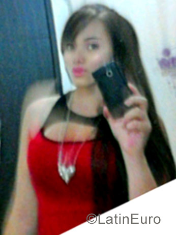 Date this funny Colombia girl Andrea from Pereira CO20869