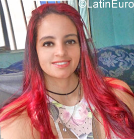 Date this sultry Brazil girl Paola from Contagem BR10123